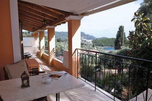 Apartamento Rhea Complex
