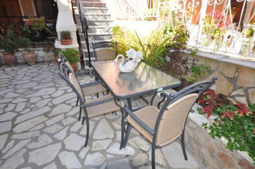 Apartamento Villa Makrades 2