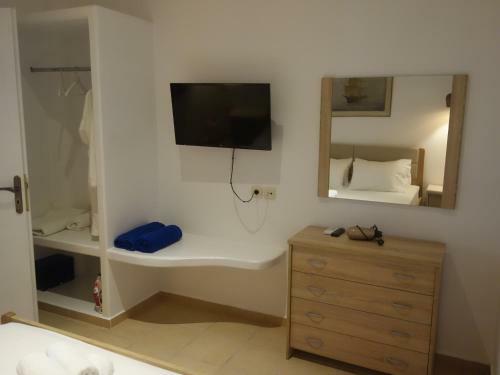Apartamento Panormos View