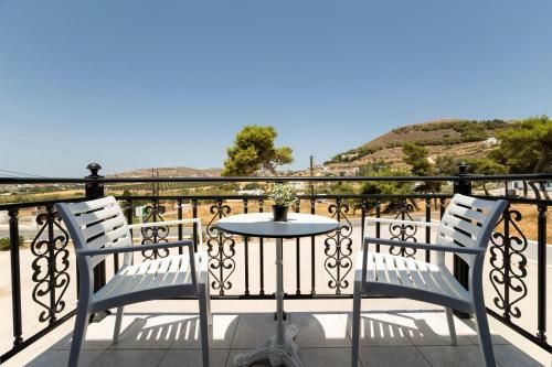 Panos Apartments Parikia