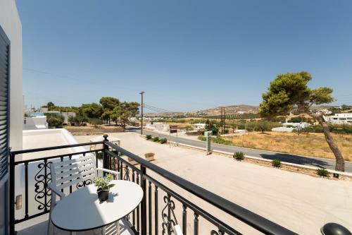 Panos Apartments Parikia