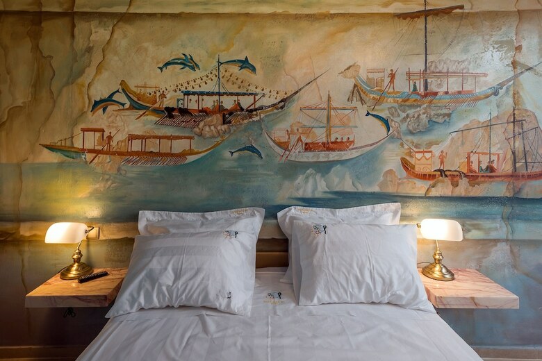 Hostal Leda Suites