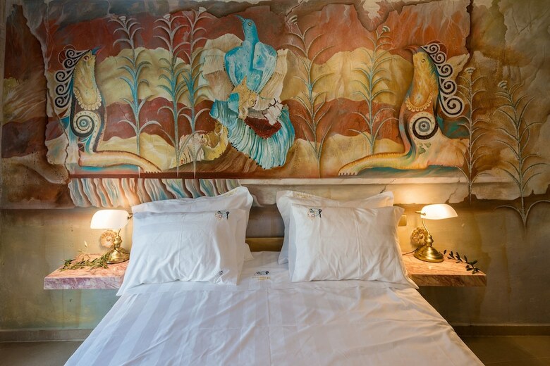 Hostal Leda Suites
