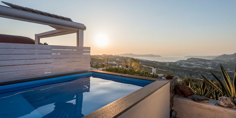 Hotel Pyrgos 1870, A Restored Winery