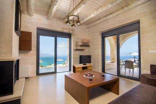 Philoxenia Luxury Sea View Villa