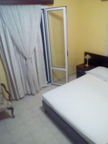 Hostal Ellis Studios