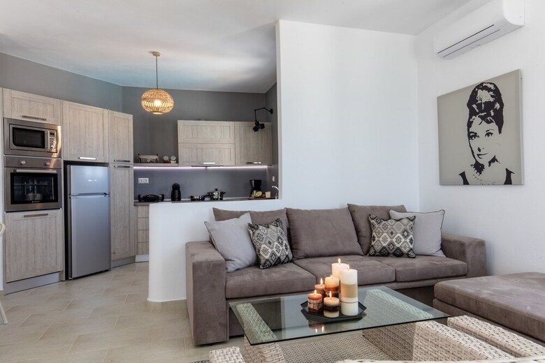 Apricot And Sea Luxury Villas