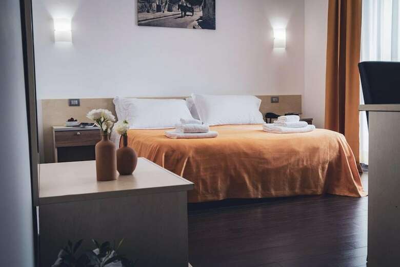 Hotel His Majesty
