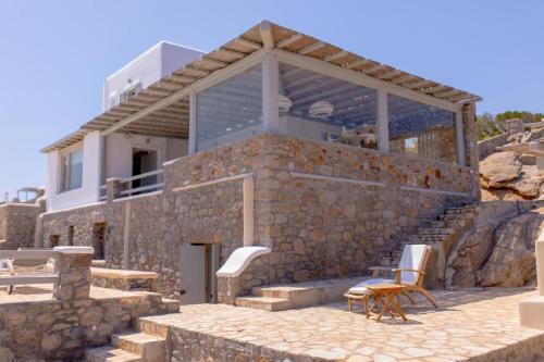 Mykonos Villa Sleeps 9 Pool T478487