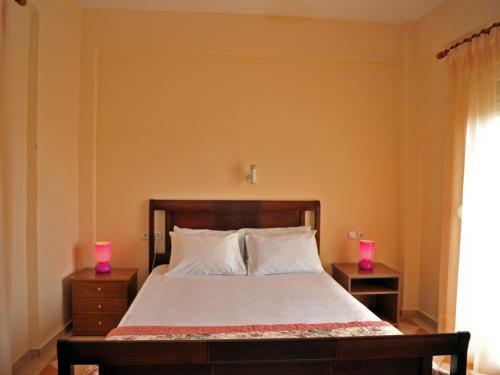 Amaranthos Apartments