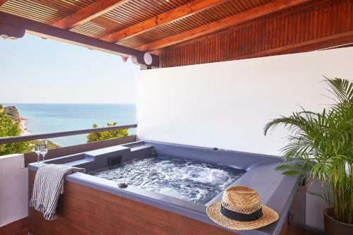 Thea Suites Potidea