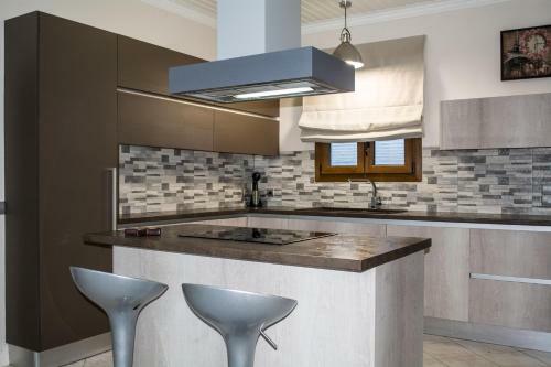 Blue Angels Villa