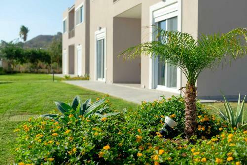 L & C Boutique Apartments