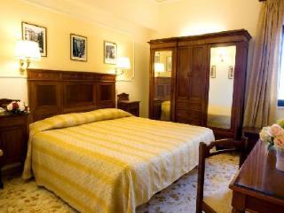 Hotel Cristina