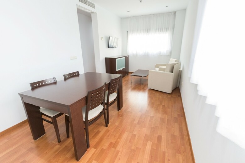 Apartamentos Ele Domocenter