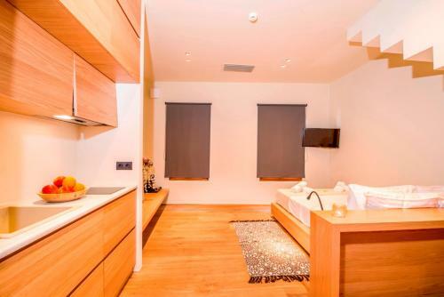 Hostal Portou House