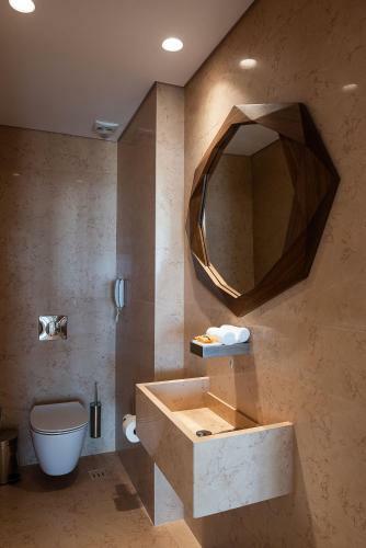 Avra Apartments Venetian Harbour