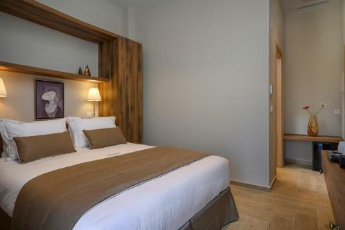 Minaret Suites And Apartments