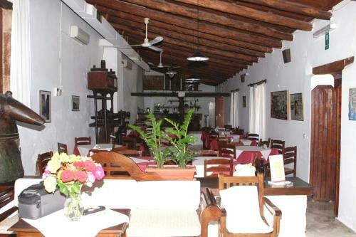 Hotel Oasis Guesthouse