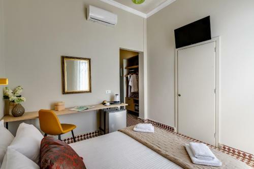 Hostal Mosaic