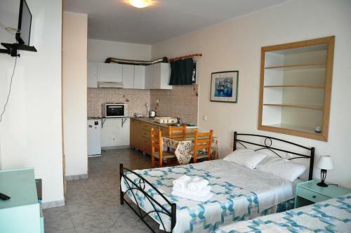 Seafront 3br Apartment & Studios