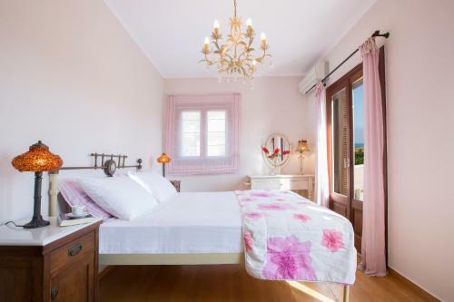 Villa Aeriko Homes Of Distinction