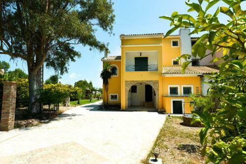 Antonia Beachfront Villa