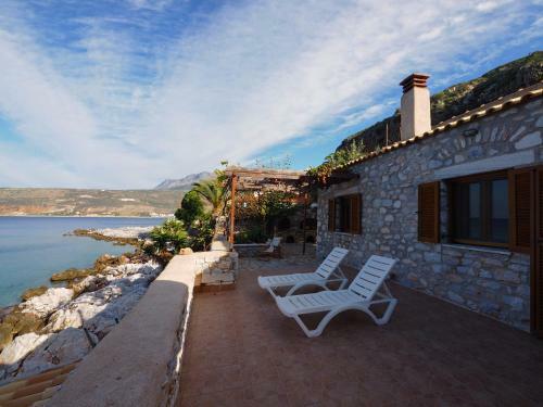 Limeni Sofia Villa Front Of The Sea