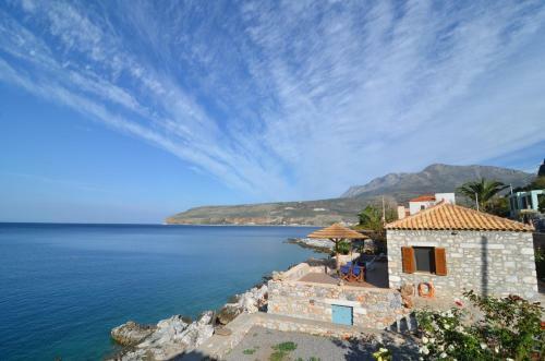 Limeni Sofia Villa Front Of The Sea