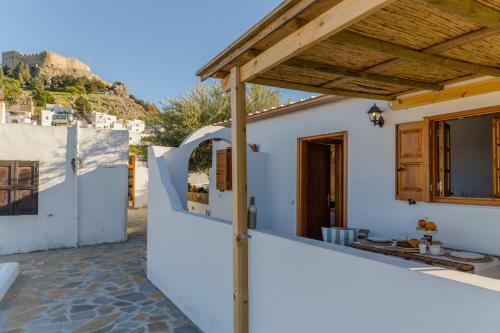 Lindos Seaview Apartment