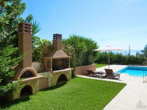 Lourdata Villa Sleeps 4