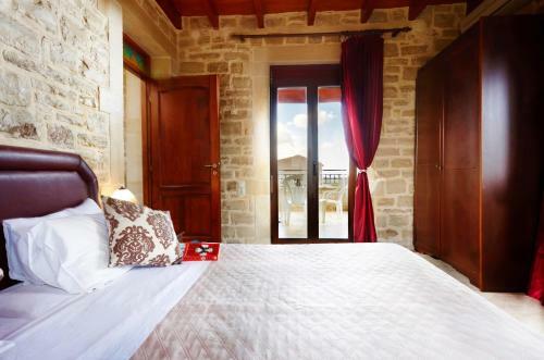 Discrete Villa Loutra