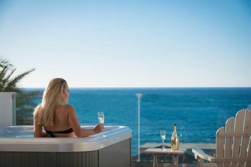 Bed & Breakfast Nisos Beach Suites