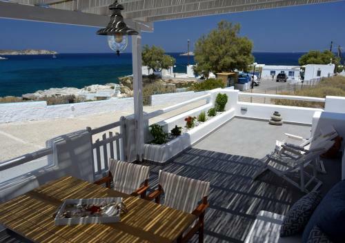 Seashell Mandrakia Sea View