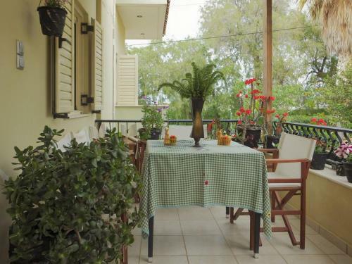 Garden Villa Near Sea
