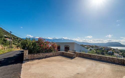 Artemida Traditional Homes