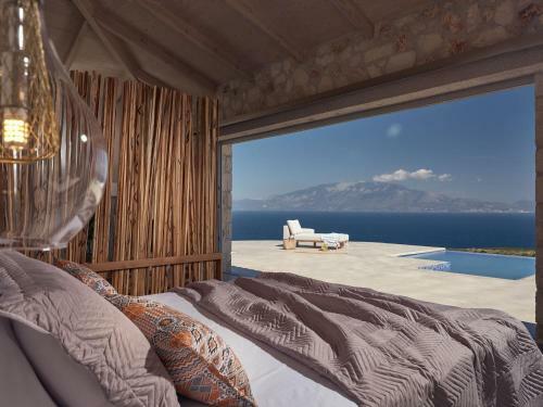 Villa Akron Luxury Suites