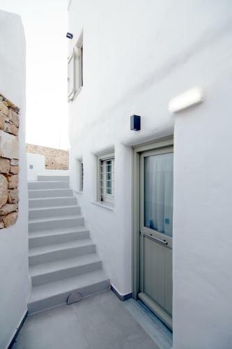 Villa Aeris Suites