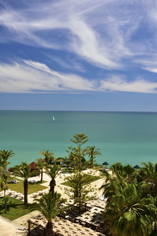 Hotel Pestana Viking Beach & Spa Resort