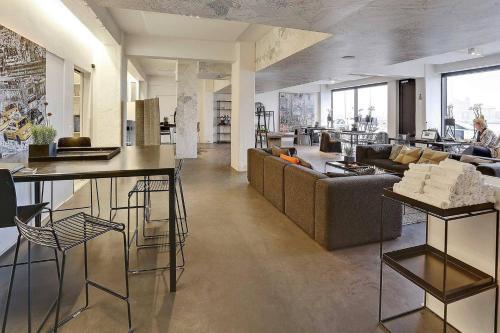 Exclusive And Modern Apartment Close To Central