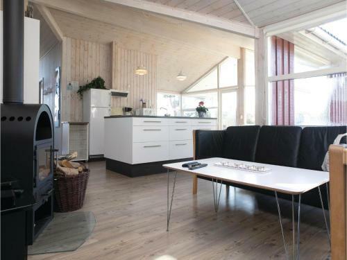 Holiday Home Odavej L�kken X