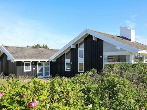 Holiday Home Klitrenden