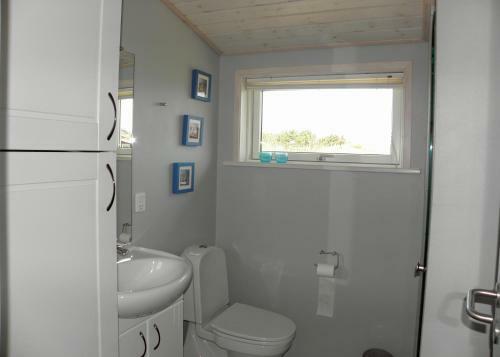 Holiday Home Kjul 064942