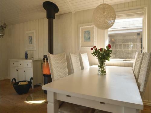 Two-bedroom Holiday Home In Hjorring