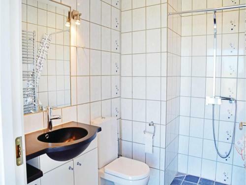 Five-bedroom Holiday Home In Lemvig