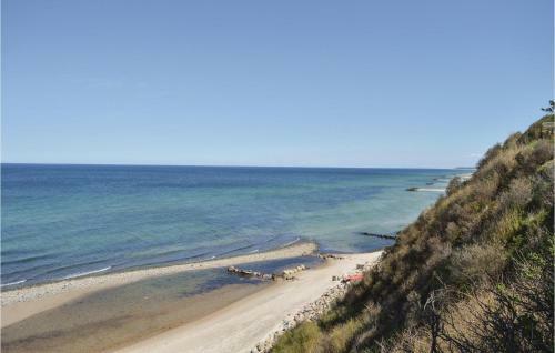 Two-bedroom Holiday Home In Melby