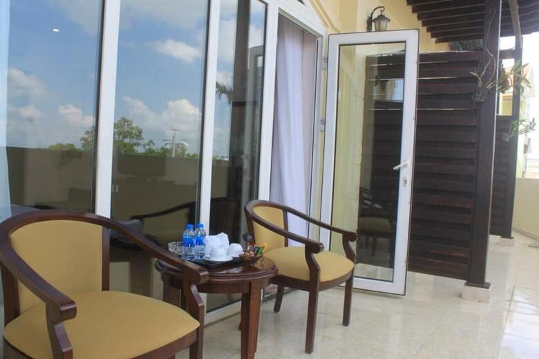 Chau Pho Hotel