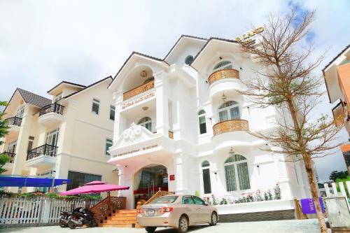 Sugar Land Villa Hotel