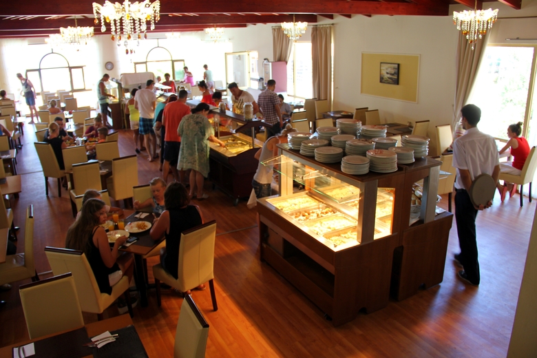 Hotel Golden Sand
