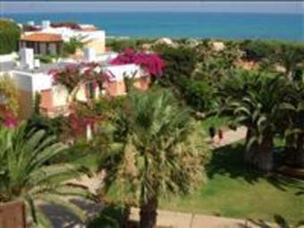 Anissa Beach And Village Hotel